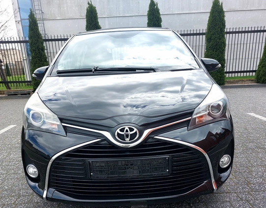 Toyota Yaris cena 41900 przebieg: 107000, rok produkcji 2015 z Radom małe 191